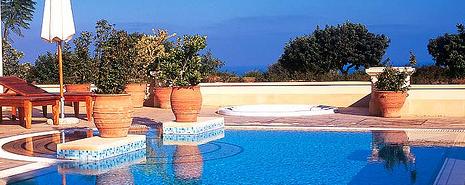 Planning the Perfect holiday - Sparkling Pool Planning the Perfect holiday - Sparkling Pool